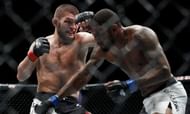 Khabib makes a few rookie mistakes in the striking sphere of MMA